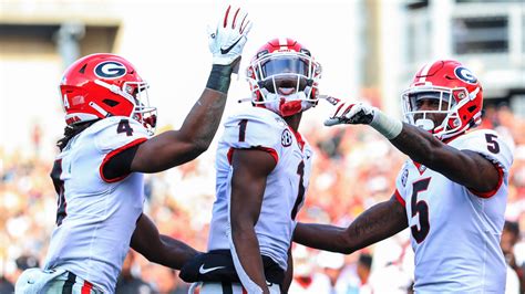 Week 4: Saturday Betting Guide for odds & picks .
